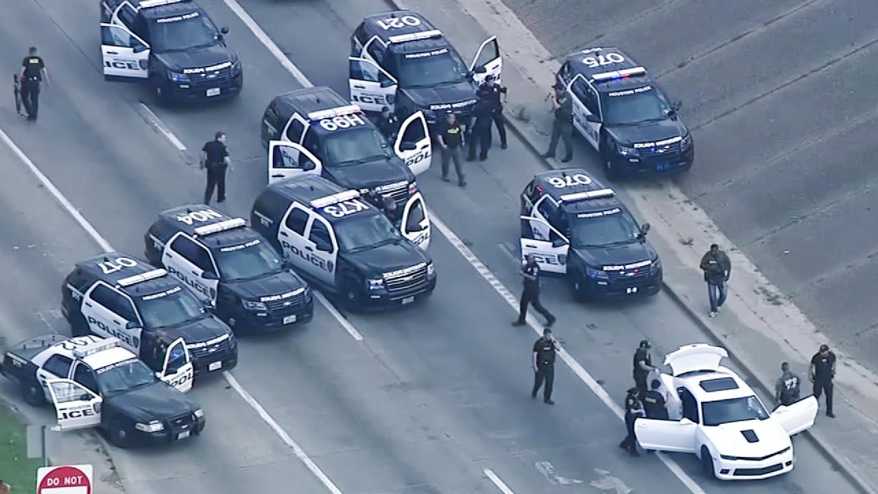 Armed suspects face off in police chase that ends in Expl#103 - YouTube