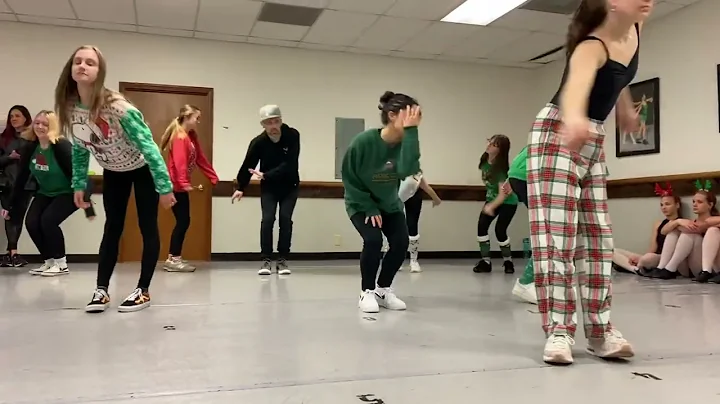 Academy of Dance Arts Hip Hop Christmas