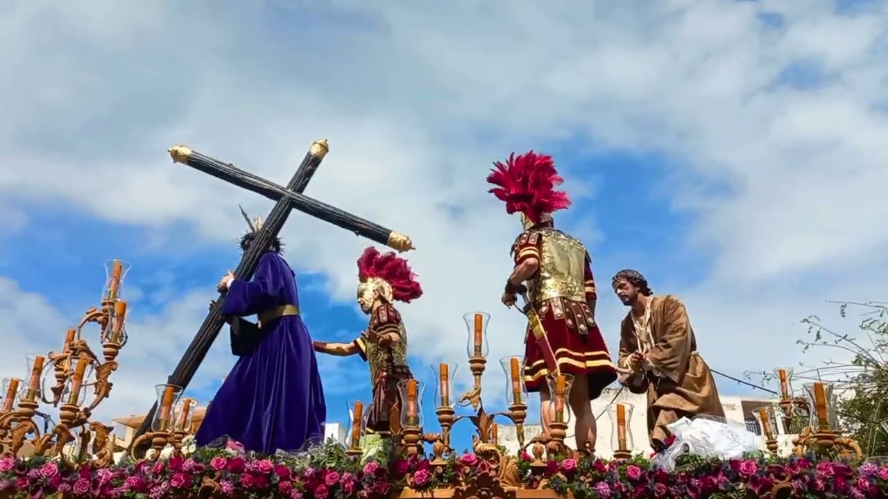 SALUD DE SAN RAFAEL del barrio hasta la Ermita de Guía - Martes Santo Jerez 2025 