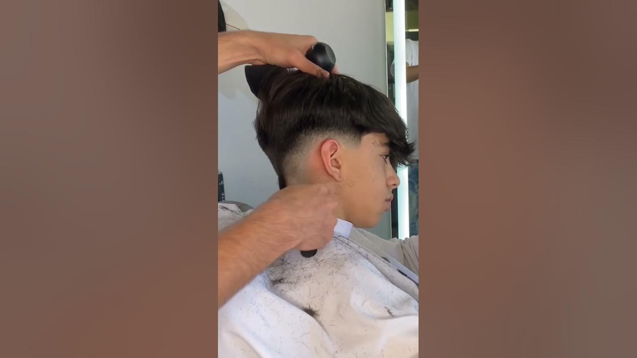 Cabelo disfarçado, reflexo 'tá na - Barbearia Leo do Corte