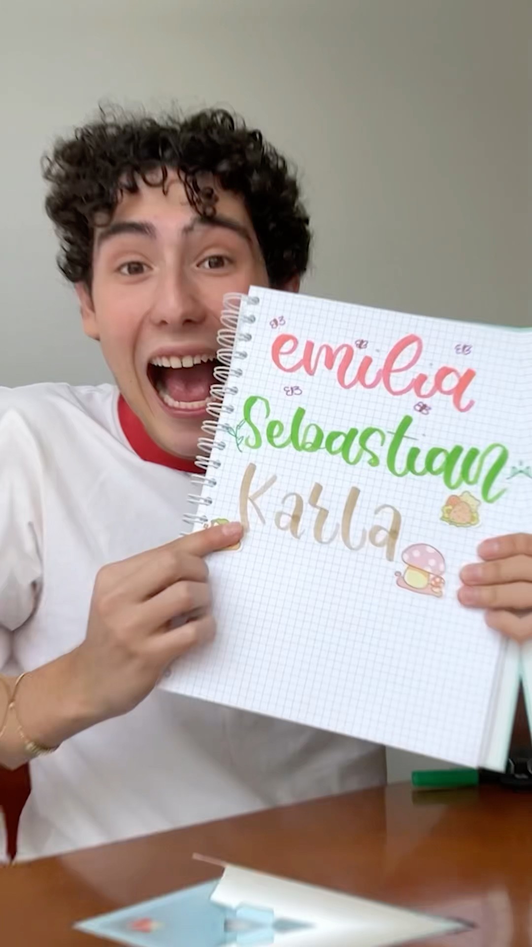 TU NOMBRE EN LETTERING ?| Leo Study