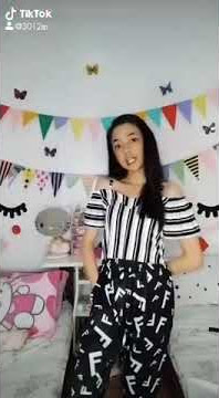 MARIPOSA TIKTOK DANCE 🌼🦋 | 샤니 아 & 수줍음