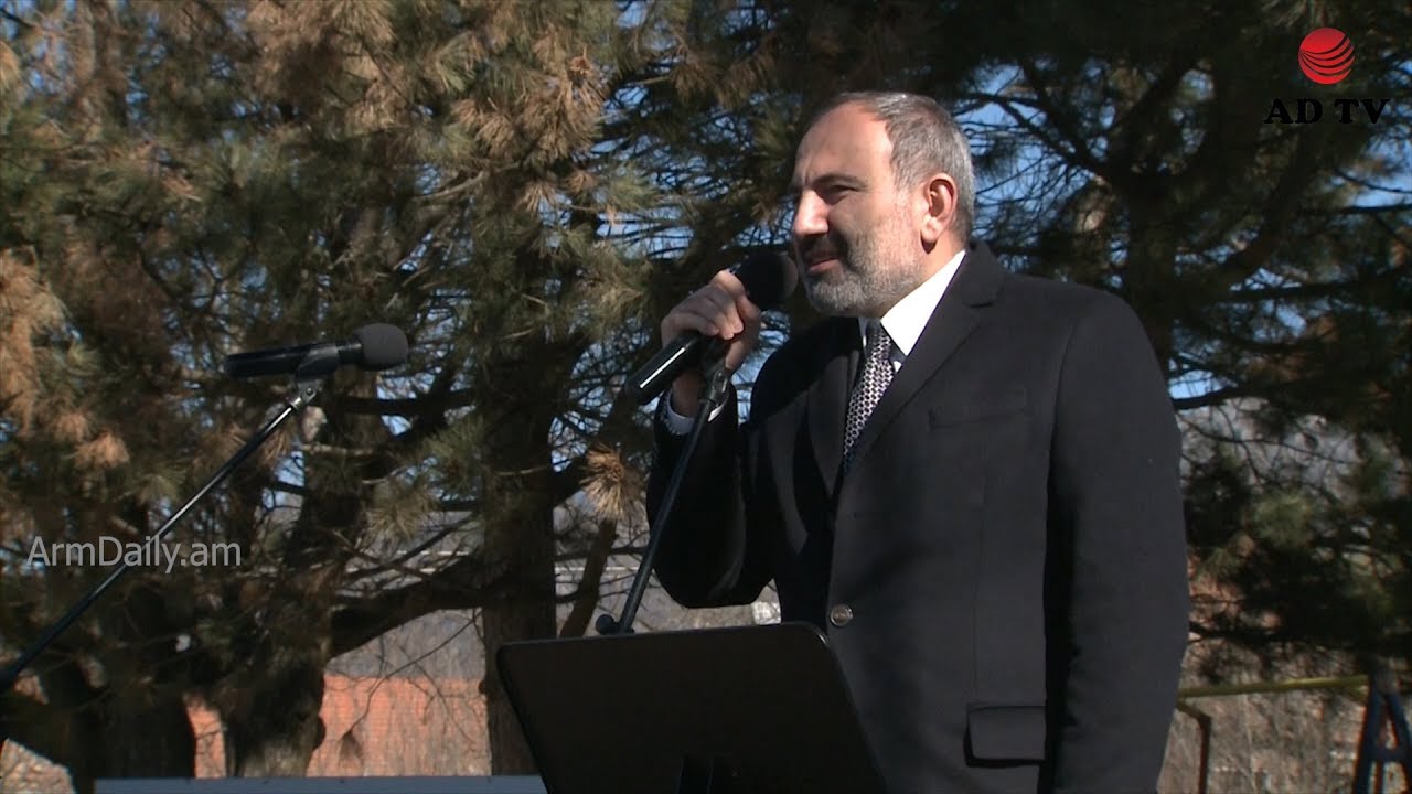 newspaper mockup Նիկոլ Փաշինյանը Թումանյանին նկարագրելիս հիշեց Հիսուս Քրիստոսին