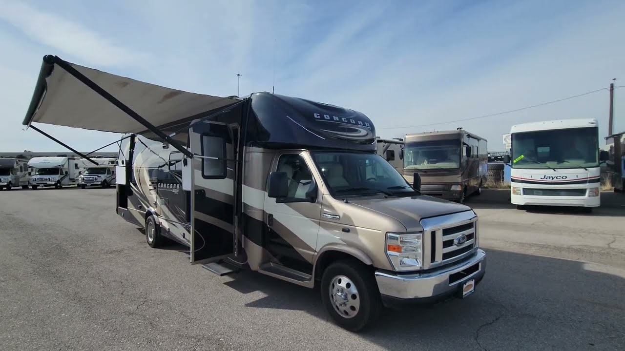 2018 Coachmen Concord 300DS