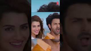 Munda Sona 😎 Kudi Karod Di 👸 Shehzada 🤴 #KartikAaryan 🦸‍♂️#KritiSanon 👸 #ytshorts 🥰