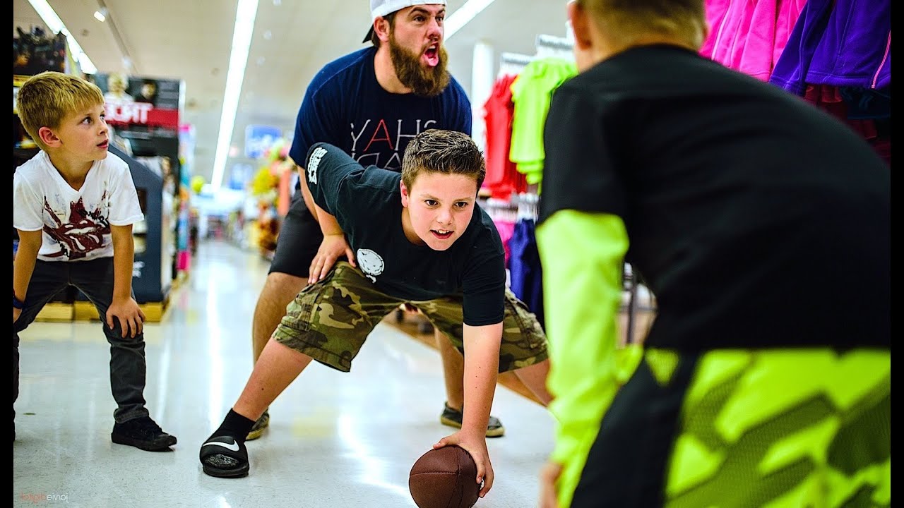FOOTBALL IN THE GROCERY STORE! YouTube