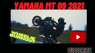 Yamaha mt 09 2021 akrapovic burnout + wheelie