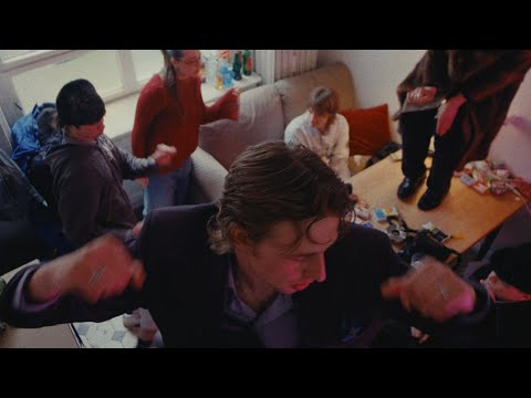 Ver GIT CHA - pako peng, Pablo Rochat (Musikvideo) no YouTube Ver GIT CHA - pako peng, Pablo Rochat (Musikvideo) no YouTube