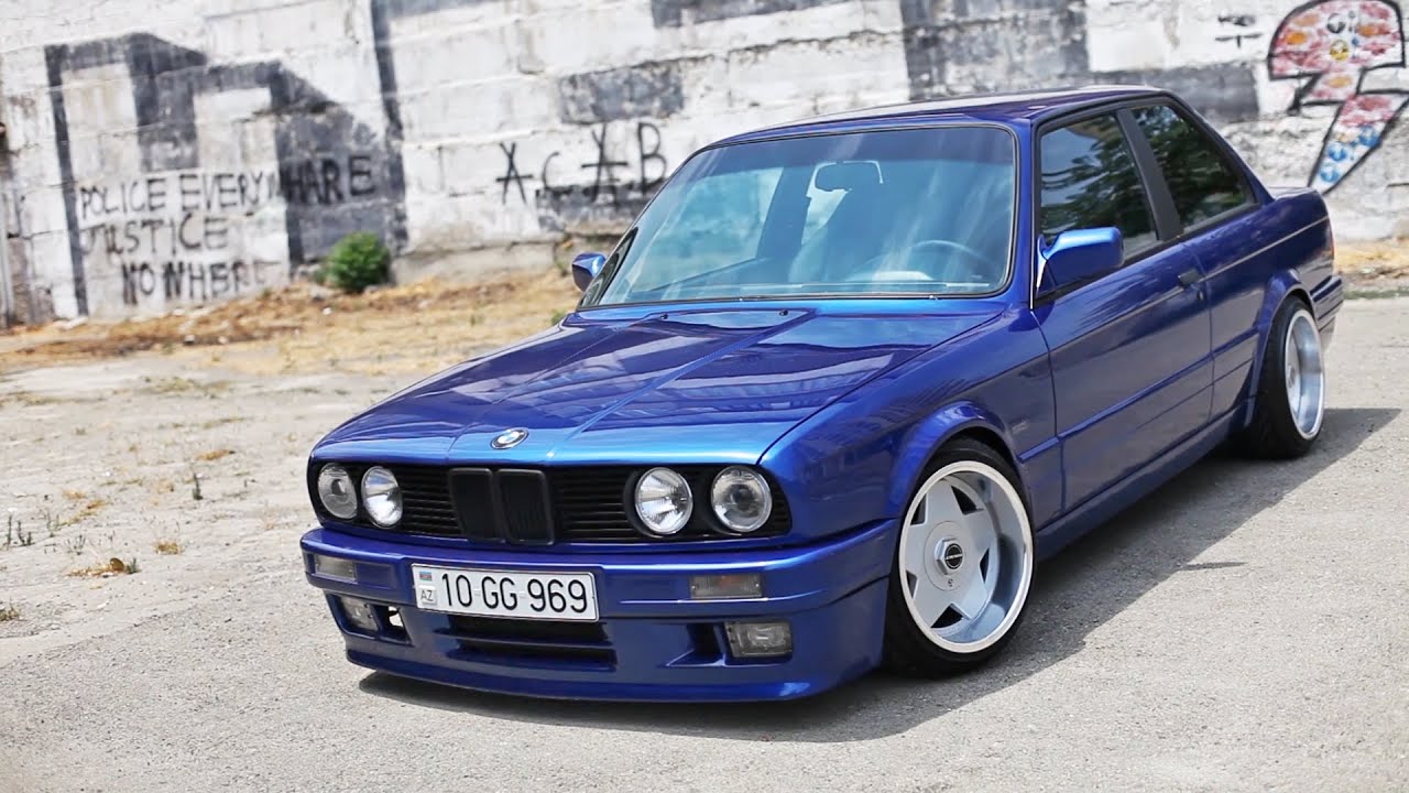 bmw e30 
