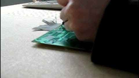 Contact testing on a circuit board