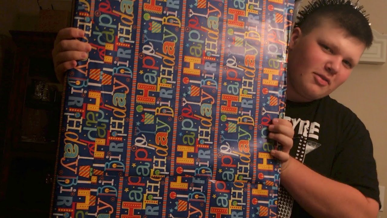 EPIC WWE BIRTHDAY 2017!! OPENING TONS OF GIFTS!! (MUST SEE)