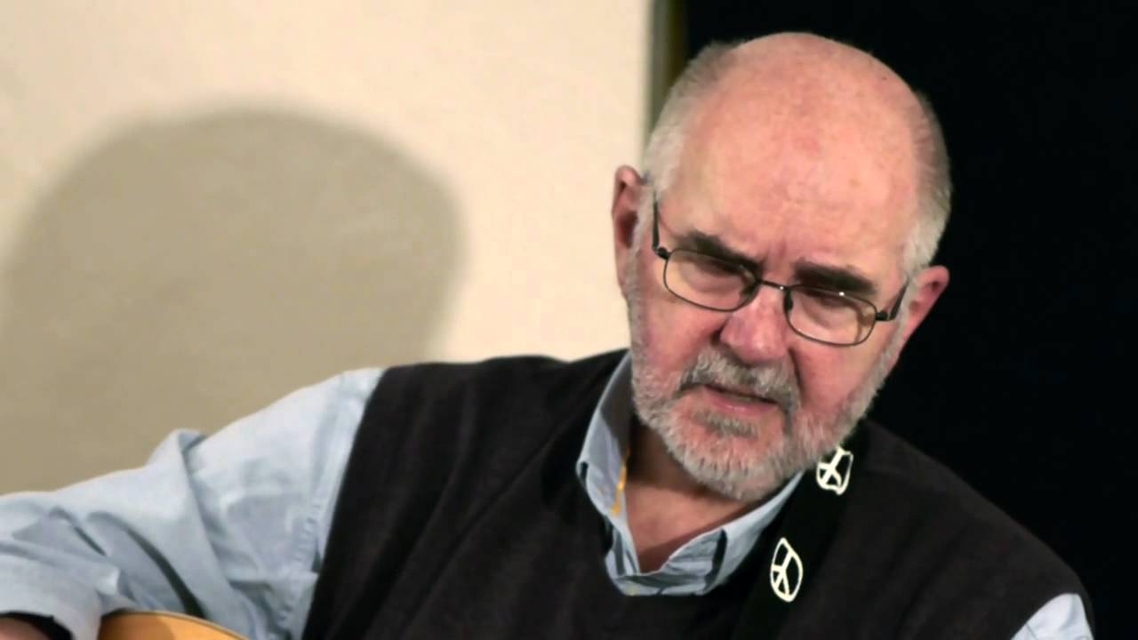 Roy Bailey at the Cellar Upstairs Folk Club I Remember Loving You