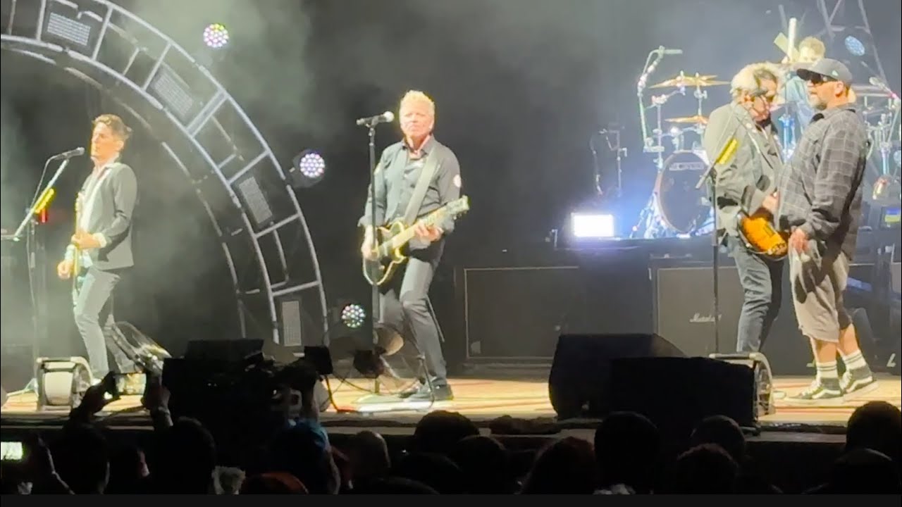 The Offspring Deliver Punk Rock Perfection – ‘Come Out and Play’ Live 4K The Offspring Deliver Punk Rock Perfection – ‘Come Out and Play’ Live 4K