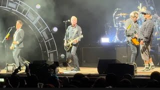 Download Lagu The Offspring Deliver Punk Rock Perfection – ‘Come Out and Play’ Live 4K MP3 Download Lagu The Offspring Deliver Punk Rock Perfection – ‘Come Out and Play’ Live 4K MP3