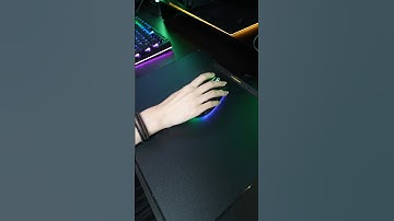 Pair a compatible Razer mouse with the Razer HyperFlux V2 Wireless Charging System – Hard edition.