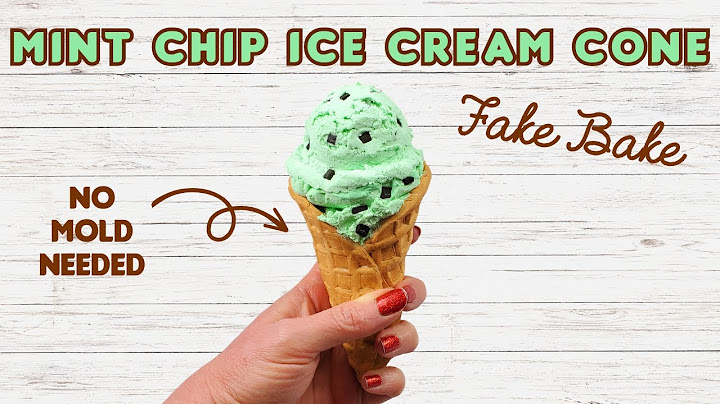 FAKE ICE CREAM CONE - Faux Waffle Cone And Mint Chip Fake Bake Ice Cream Scoops