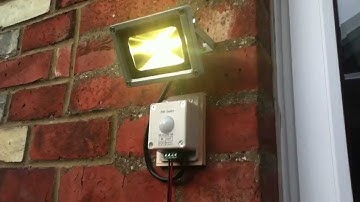 10W 12v LED Floodlight with PIR detector