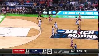 Wisconsin vs. Xavier: Zak Showalter layup