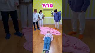 上手に隠れられる❓ブランケットチャレンジ‼️✨#shorts