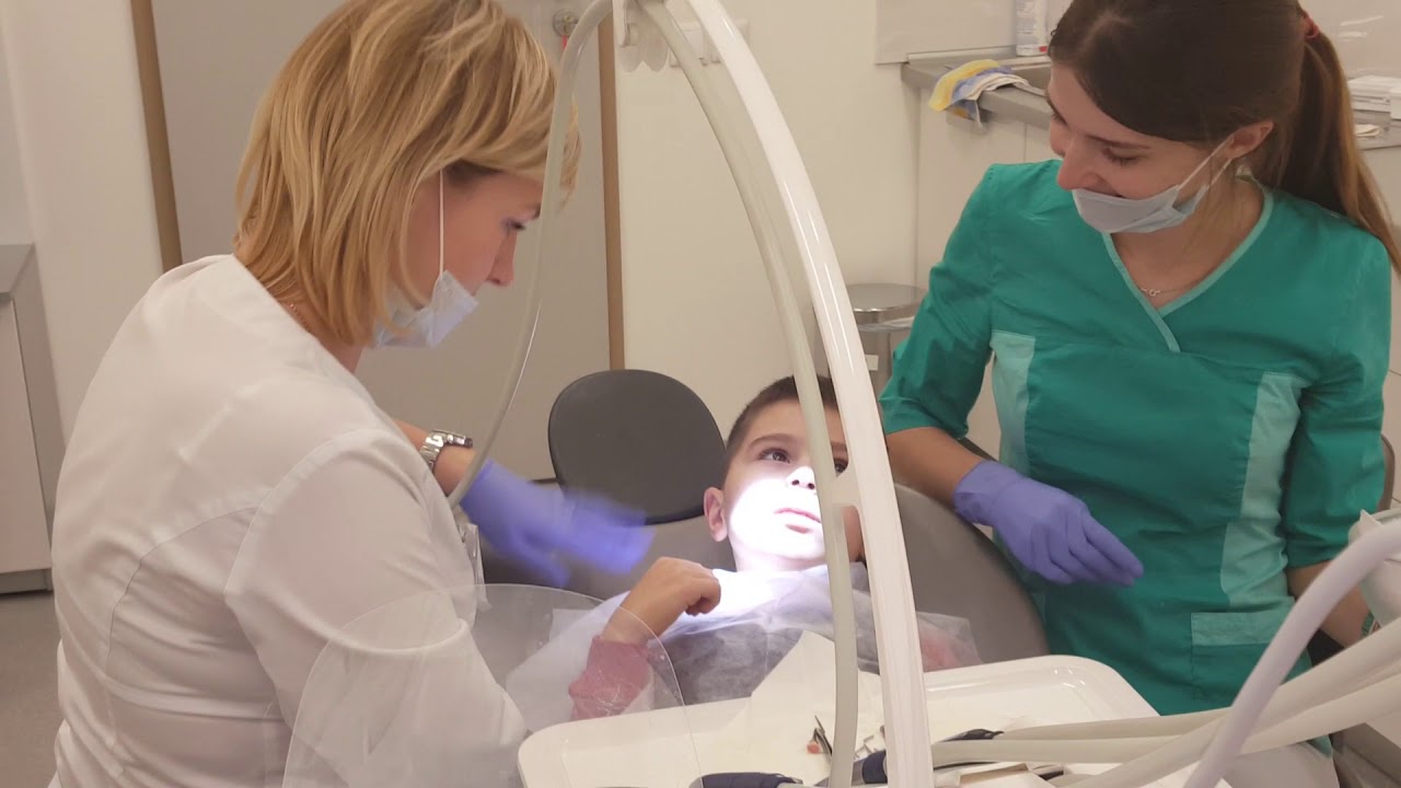 У стоматолога (5 лет)