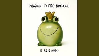 Video thumbnail of "Pinguini Tattici Nucleari - In vento (Intro)"