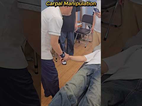 카이로프랙틱 교육 손목 carpal <strong>bone</strong> manipulation #카이로프랙틱 #chiropractic #카이로프랙틱교육 #manipulation #hvla #손목 #wrist