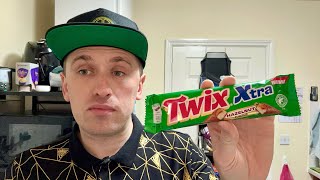 Let’s Review • Twix: Xtra; Hazelnut 