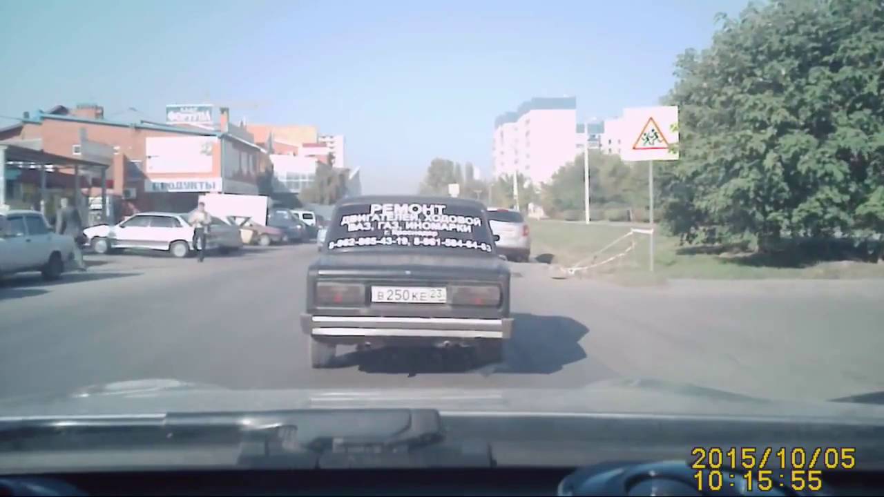 Велосипедист поцарапал машину