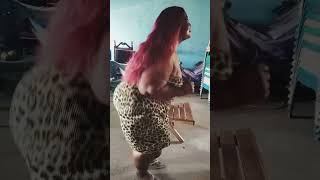 #bbw# plus any thicknestickthighsProudAfrican, dance to shake the worries off#