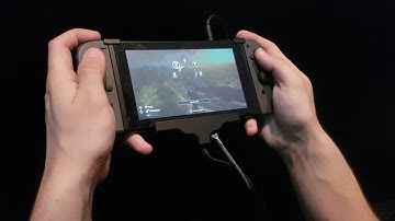 Gamescom 2019: Off-screen The Witcher 3 Gameplay (Handheld)
