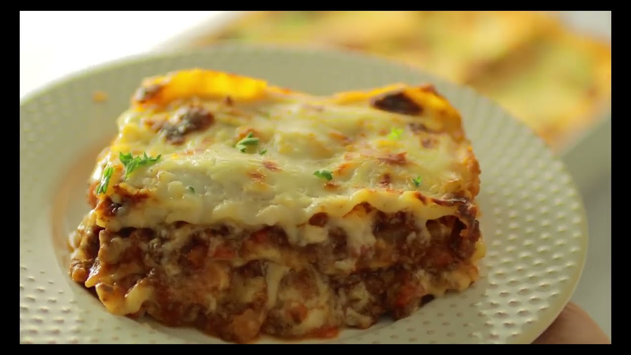 سر لازانيا المطاعم مستحيل تجربوها من بره بعد الطريقه دي  Perfect Lasagna