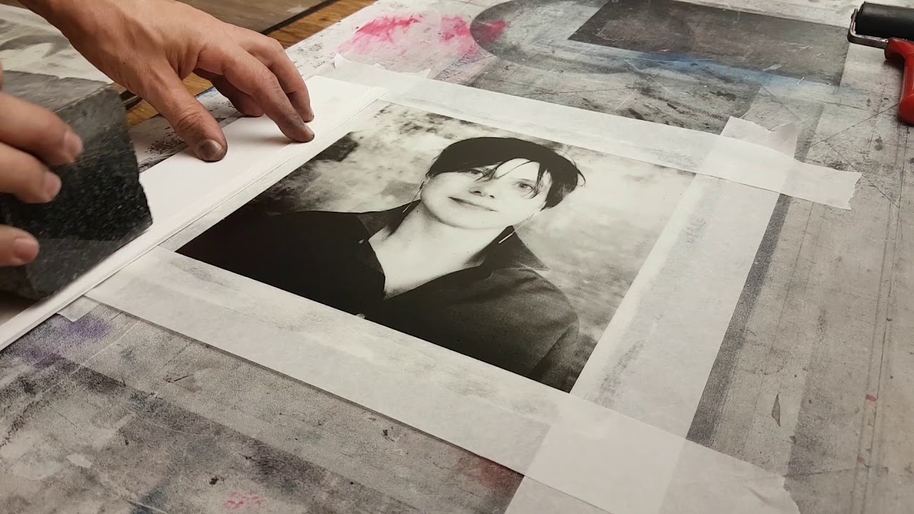 The Collotype process. Печать портрета методом фототипия. - YouTube
