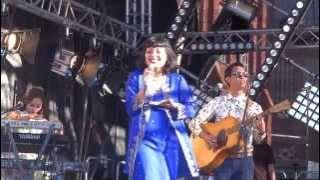 White Shoes & The Couples Company @ Modern Sky Festival (Helsinki  2015)