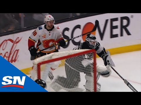 Video Flames Catch Kings Goalie Way Out Of His Net To Score... - youtube