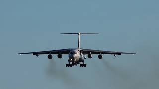 Посадка Ил-78, Блокировка И Разбортировка Пневматика На Левой Стойке. Il-78 Blew Out Left Main Gear.