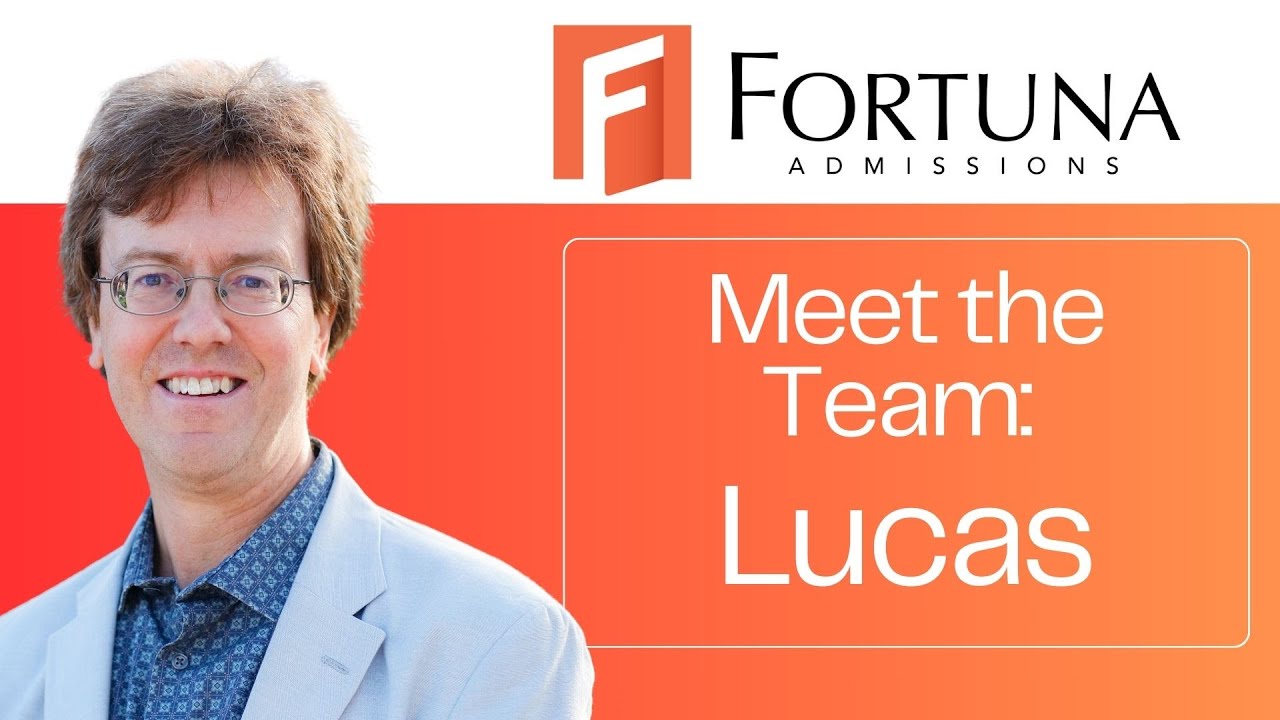 Представляем команду приемной комиссии университета Фортуна: Лукас Джейкоб, специалист по письмен...