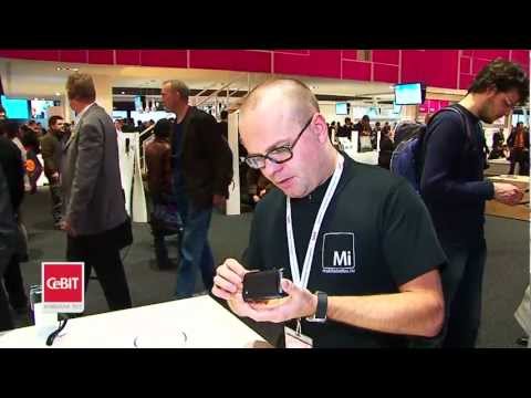 Video: Rozdiel Medzi Androidom Motorola Defy A Androidom Samsung Galaxy S