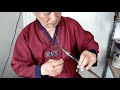 Le processus de fabrication des pinceaux de calligraphie traditionnels par des artisans chevronns