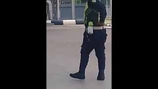 Aku akan menunggu kasih di kota ini