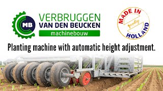 Planting machine with automatic height adjustment