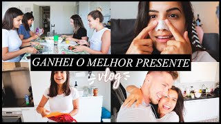 Ganhei Meu Presente De Aniversário, Receita De Salada E Noite Comigo Vanessa Lino