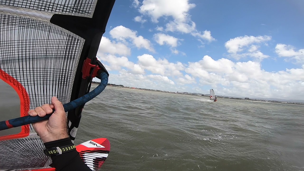 Point Chev 151121 Quick Jump on a Flyby