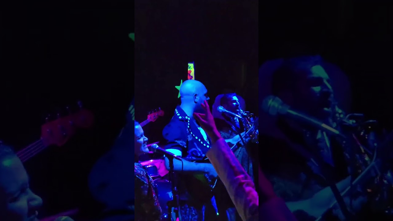 las fiestas CAPITAN BOMBAY 