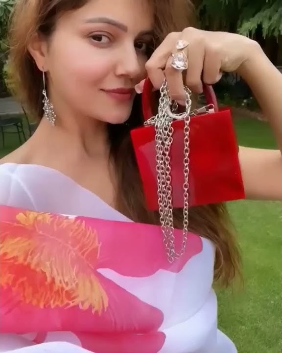 Rubina Dilaik new tiktok video status. Biggboss Queen Rubina Dilaik new lovely video status. #Shorts