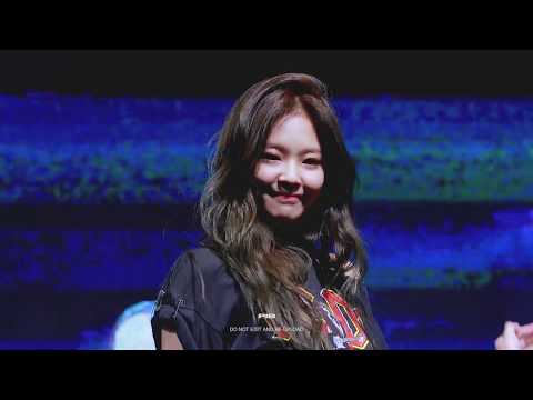 170516 [4K] BLACKPINK JENNIE 제니 직캠 - 붐바야 (BOOMBAYAH) @건국대