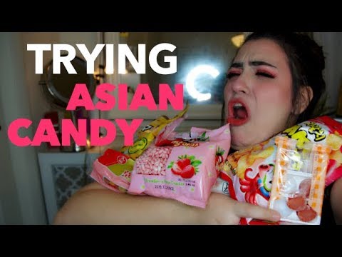 LATINA TRYING ASIAN CANDY! - YouTube