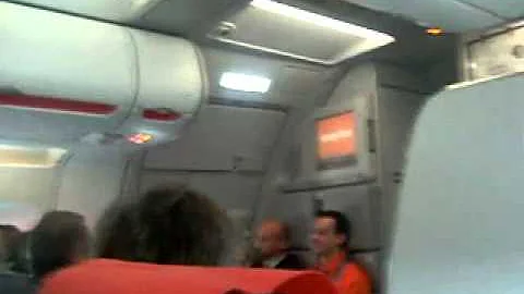 Come diventare assistente di volo easyJet?