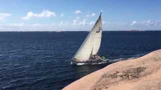 Hallberg-Rassy 40 Mk II sailing