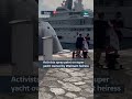 Španski aktivisti išarali jahtu milijarderke (VIDEO)