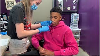 Getting my nose pierced !! (It wouldn't stop bleeding)